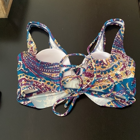 Venus swimsuit - Picture 5 of 6